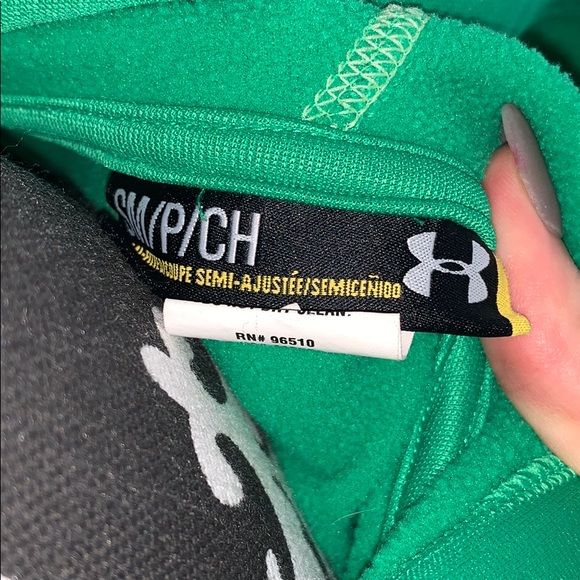 Under Armour - Picture 4 of 4